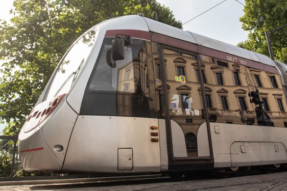 GEST - Tramvia e sole